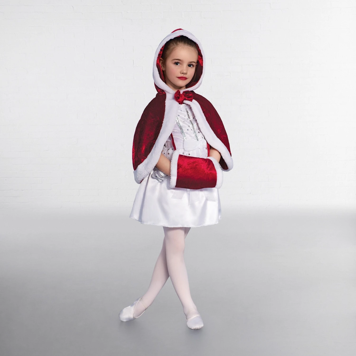 1st Position Fur Trimmed Winter Cape 3 1st Position Fur Trimmed Winter Cape - Image 3